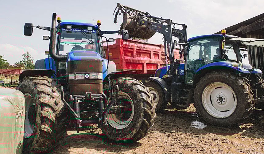 Manoeuvres with a front loader have a high impact on tyres