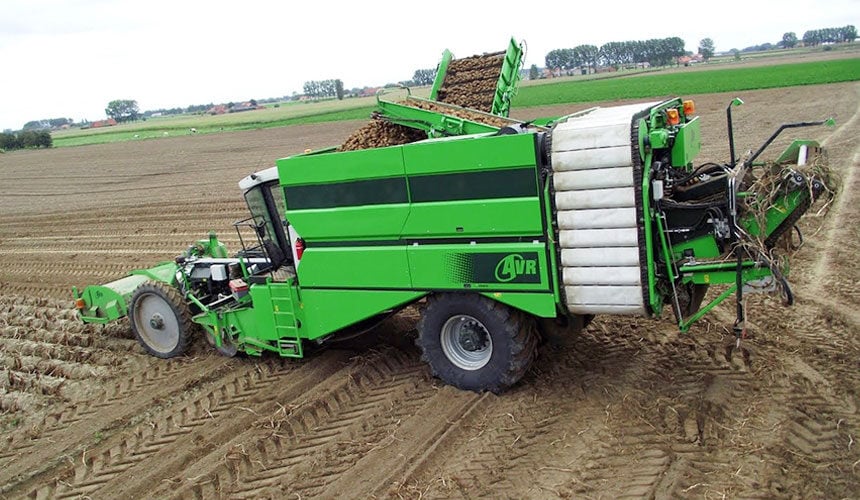 Performer 95 tyres are ideal for the front wheels of a potato harvester