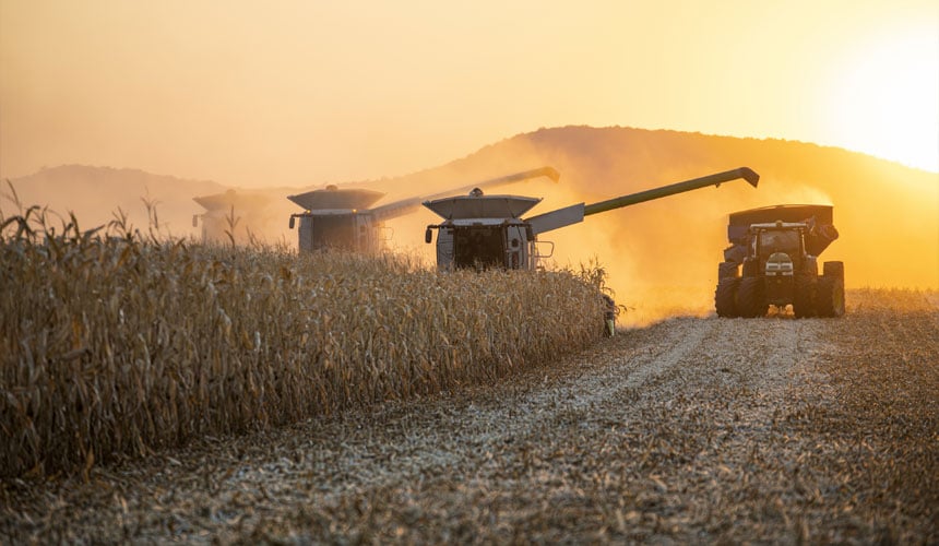 The Maxi Traction Harvest tyre for harvesting corn