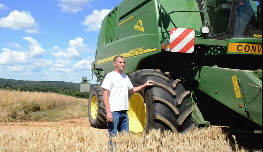 Firestone 800/65R32 harvest tyres