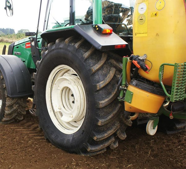 Low-pressure tyres have a larger contact area with the ground