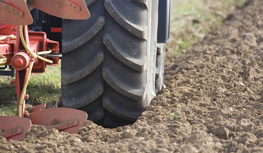 Maxi Traction tyres designed to optimise tractor traction