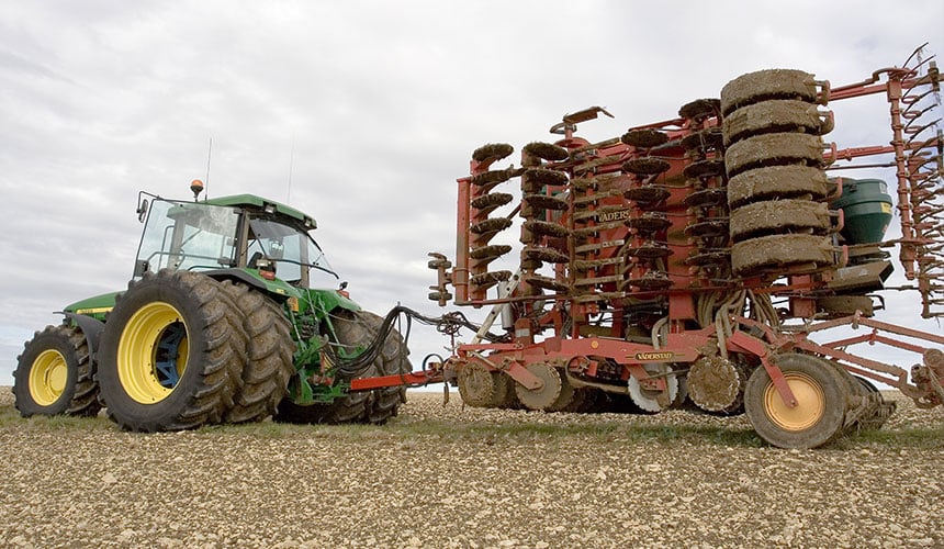 Improved load capacity and optimal traction with twinned Maxi Traction tyres