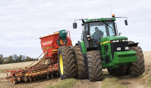 Which agricultural tyre lets you do more with the same tyre size?