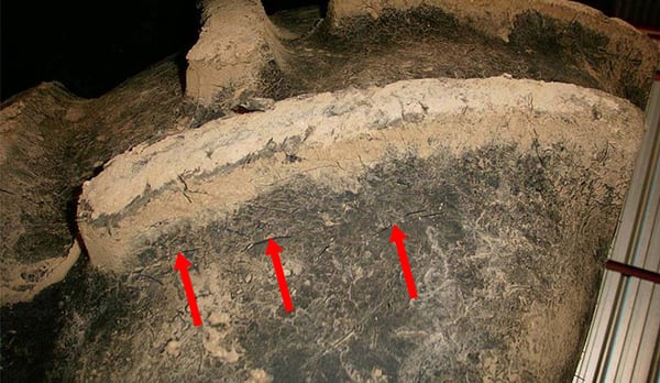 Breaks at the lug base